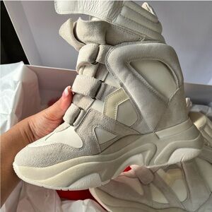 Stylish Cream Women's High-Top Sneakers